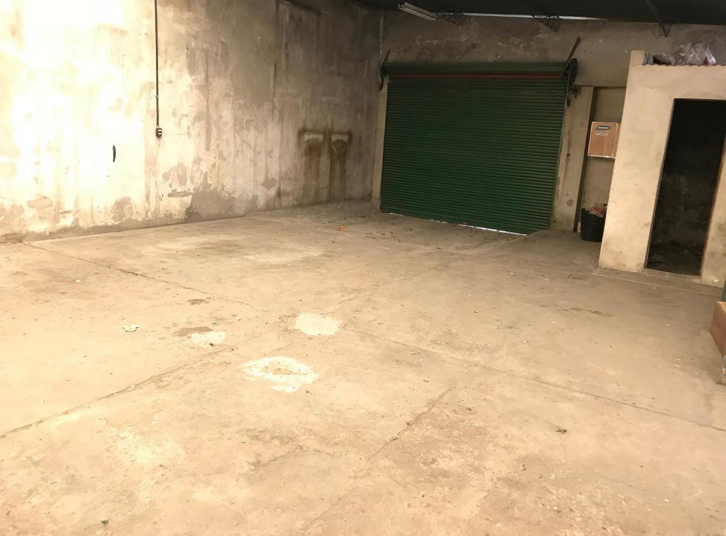 Foto de Alquiler Depósito galpon 330m2 - Excelente ubicación, imagen 2