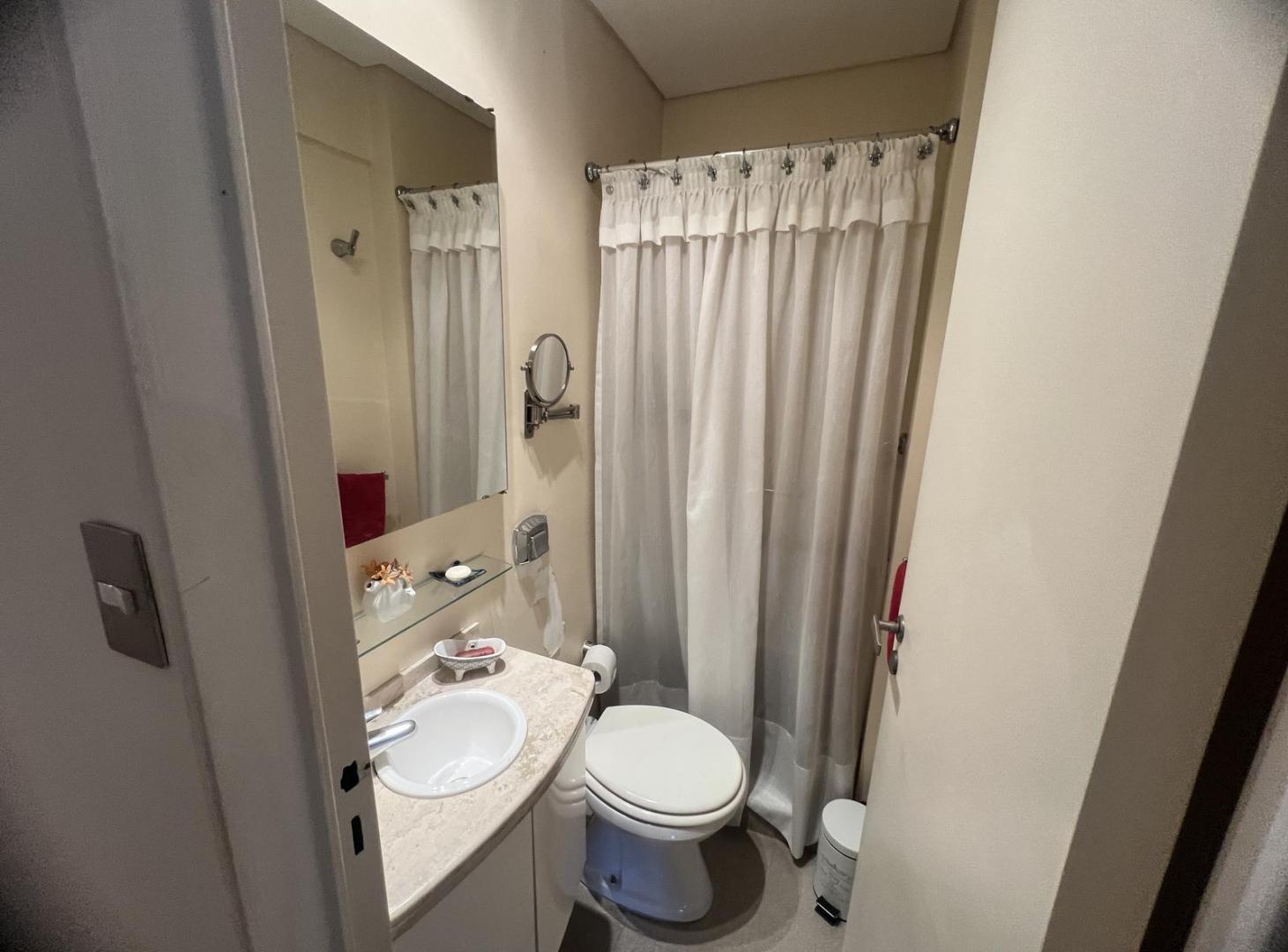 Foto de Venta: 4 ambientes c/ dependencia o 5 ambientes - cochera - muy, imagen 2