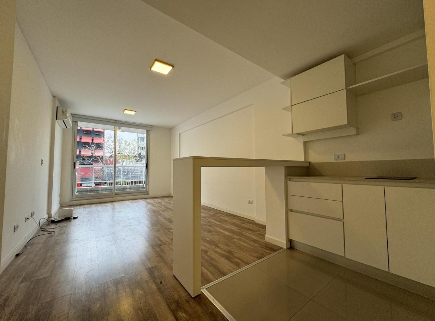 Foto de Alquiler apto profesional Vivienda oficina consultorio showroom, imagen 4