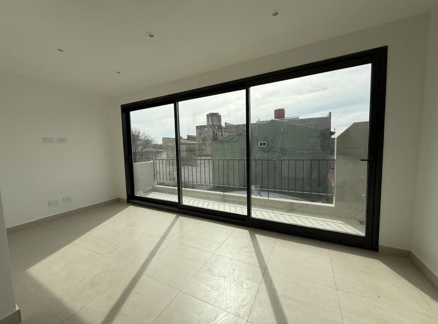 Foto de ALQUILER PH SIN EXPENSAS a estrenar 2 ambientes Super luminoso Vivienda, imagen 3