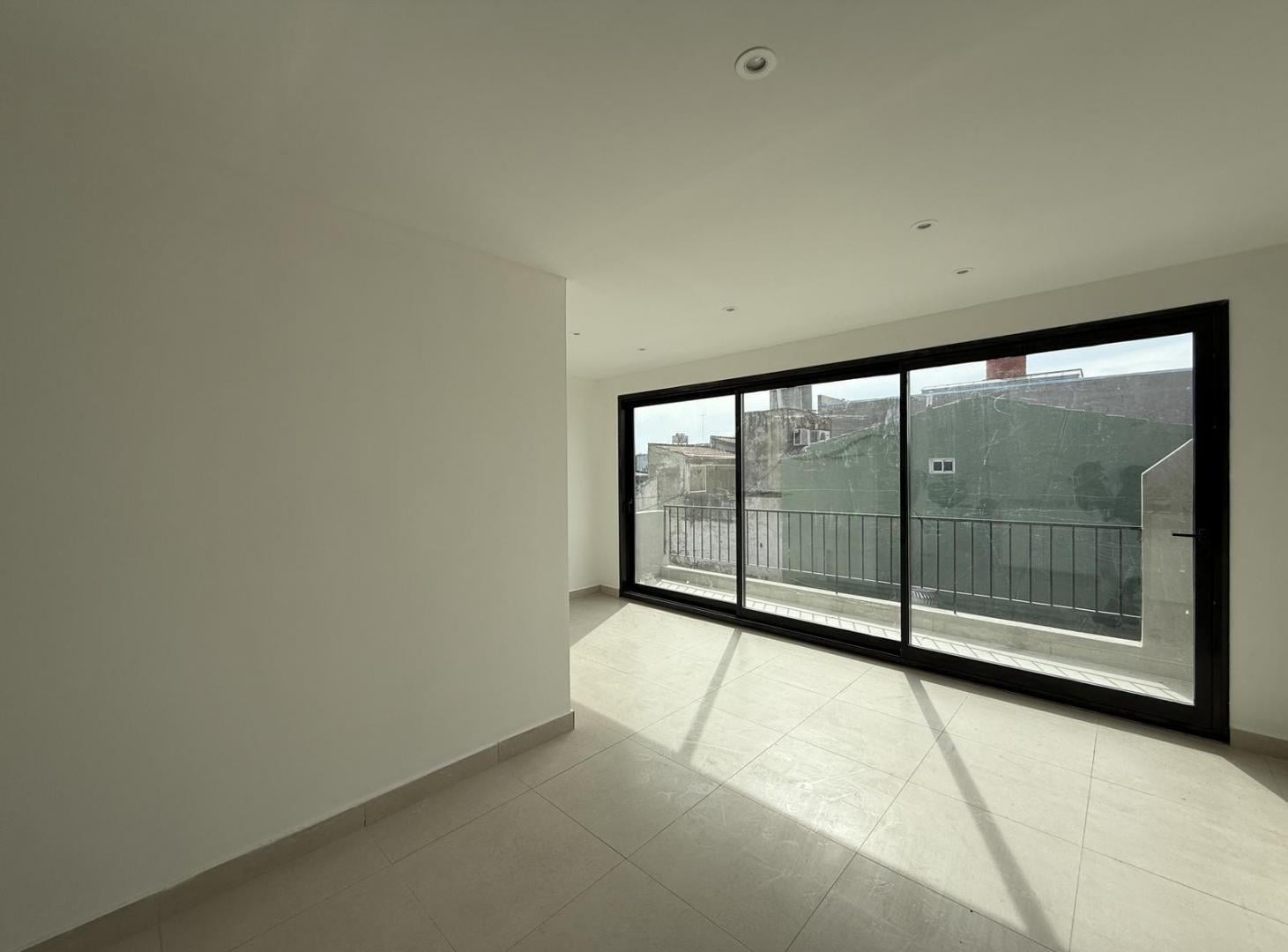 Foto de ALQUILER PH SIN EXPENSAS a estrenar 2 ambientes Super luminoso Vivienda, imagen 1
