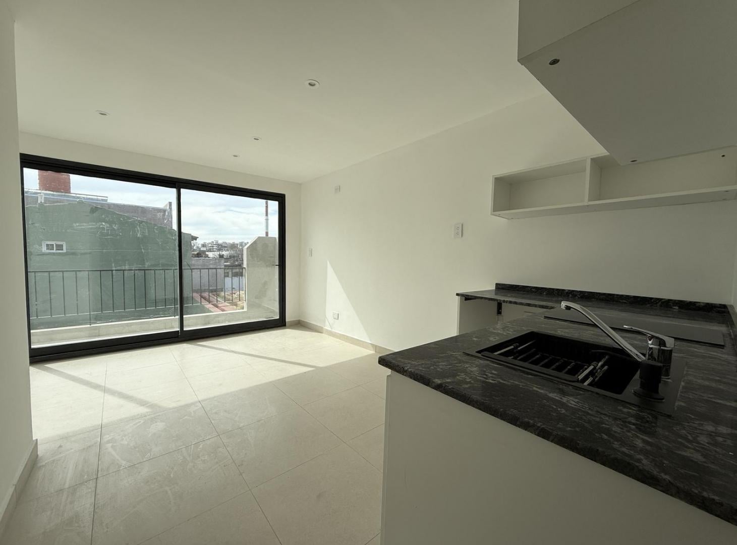 Foto de ALQUILER PH SIN EXPENSAS a estrenar 2 ambientes Super luminoso Vivienda, imagen 2