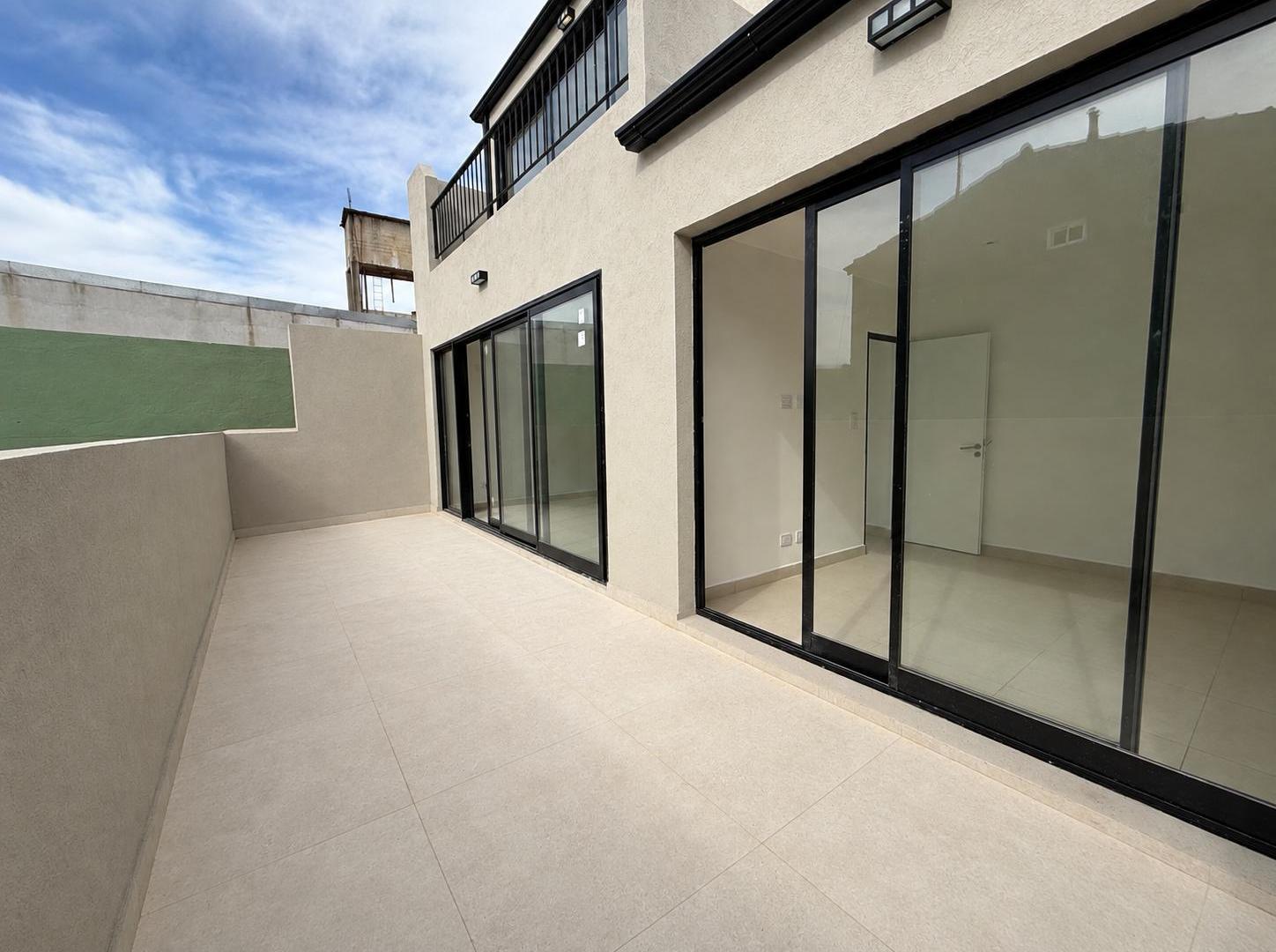 Foto de ALQUILER PH SIN EXPENSAS a estrenar 3 ambientes con terraza Super, imagen 5