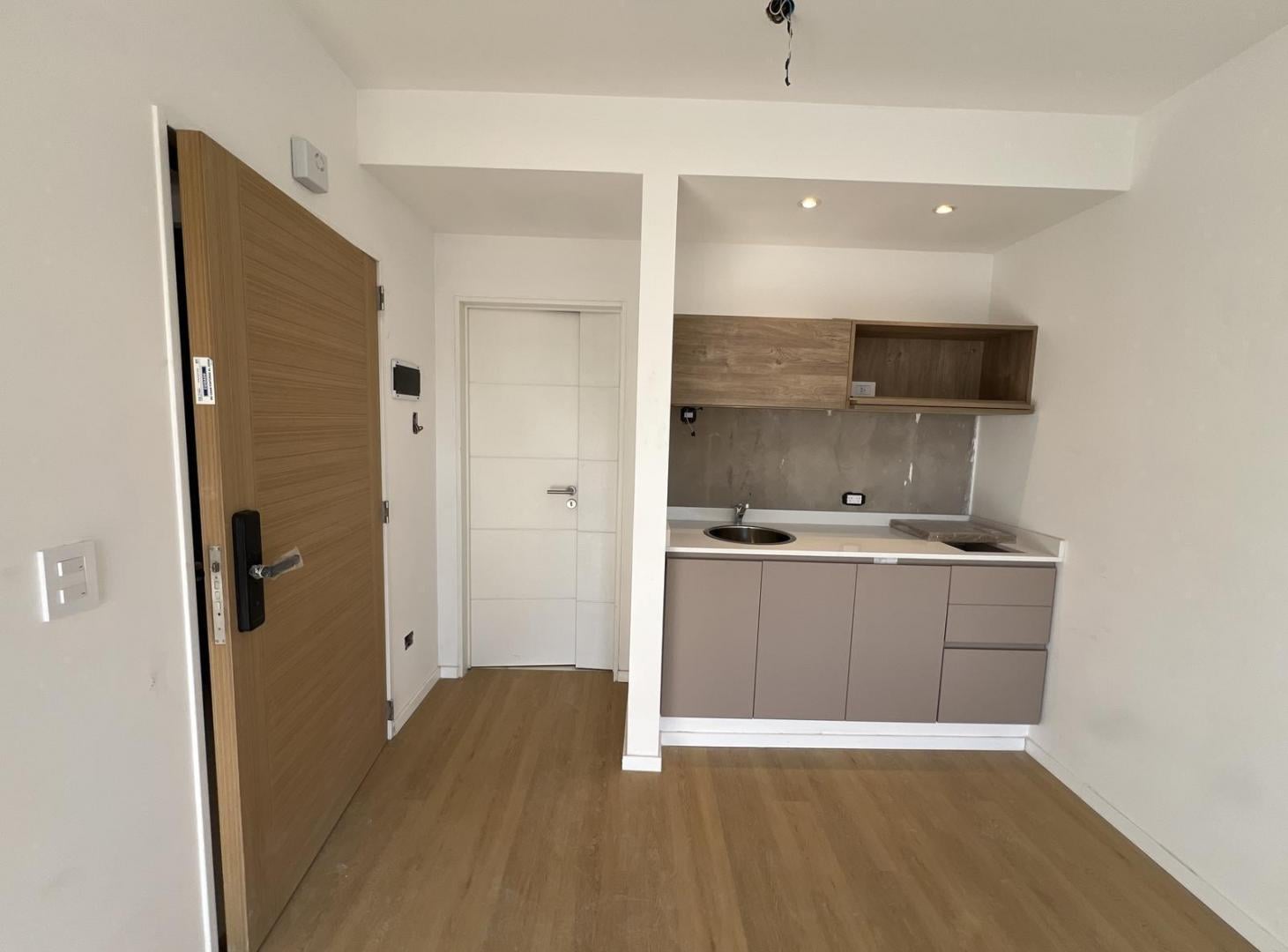 Foto de Departamento en ubicación estratégica entre Flores y Caballito, imagen 2