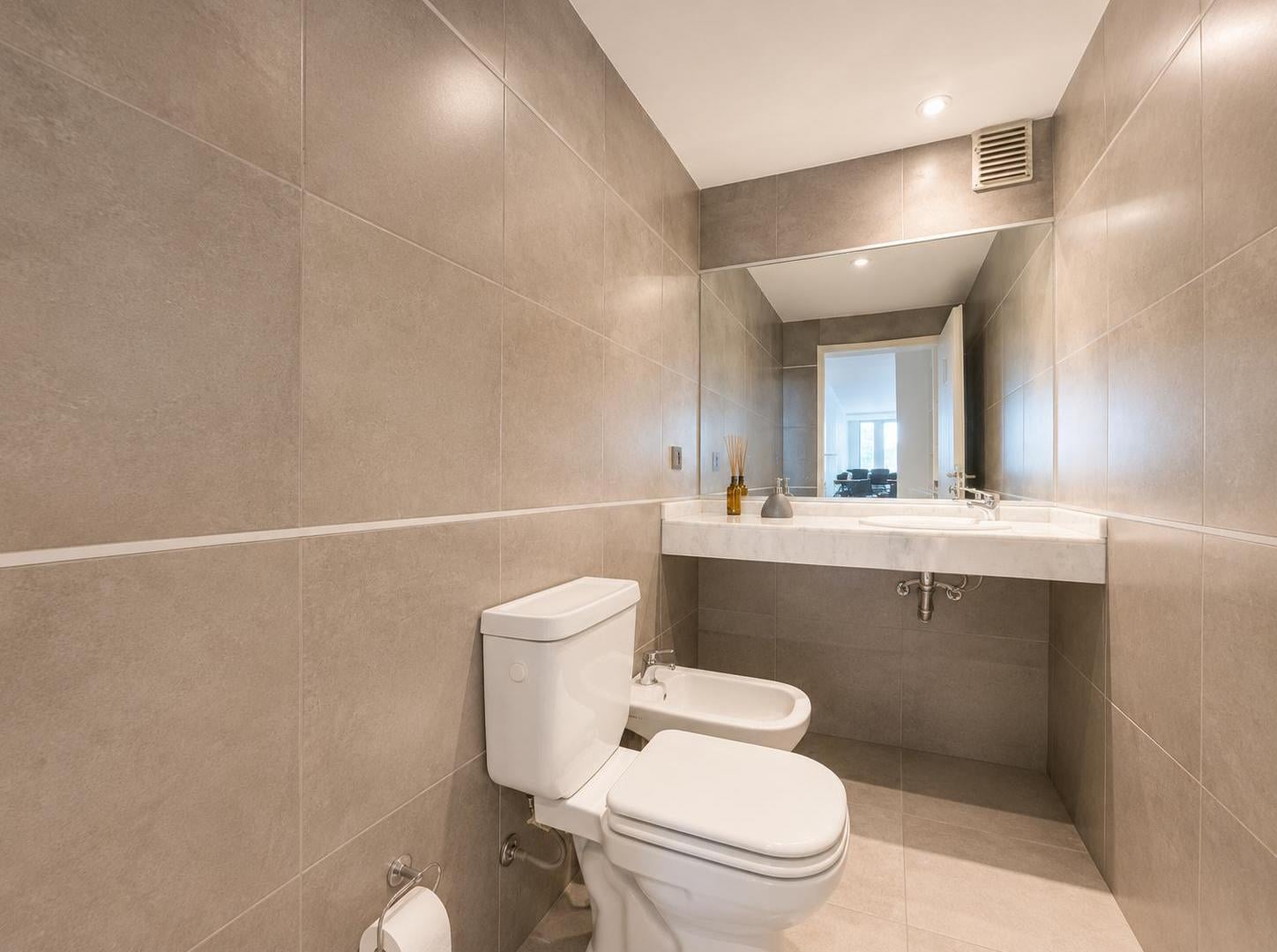 Foto de Venta Oficina en Belgrano Nuñez como a estrenar 5 ambientes hecha a, imagen 5