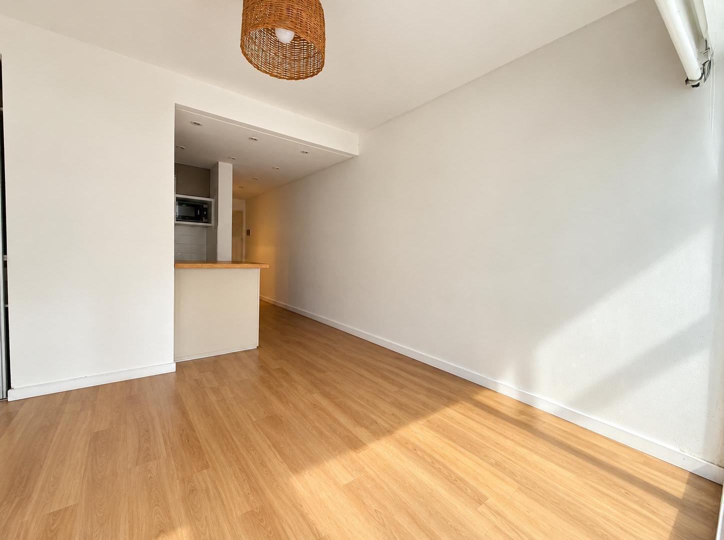 Foto de ALQUILER Monoambiente Bajas expensas Apto profesional consultorio, imagen 4