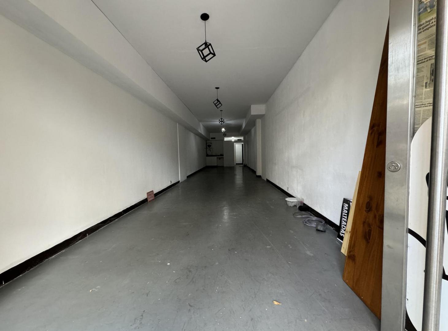 Foto de VENTA CON RENTA: Excelente Local comercial sobre Avenida Córdoba · 67, imagen 4