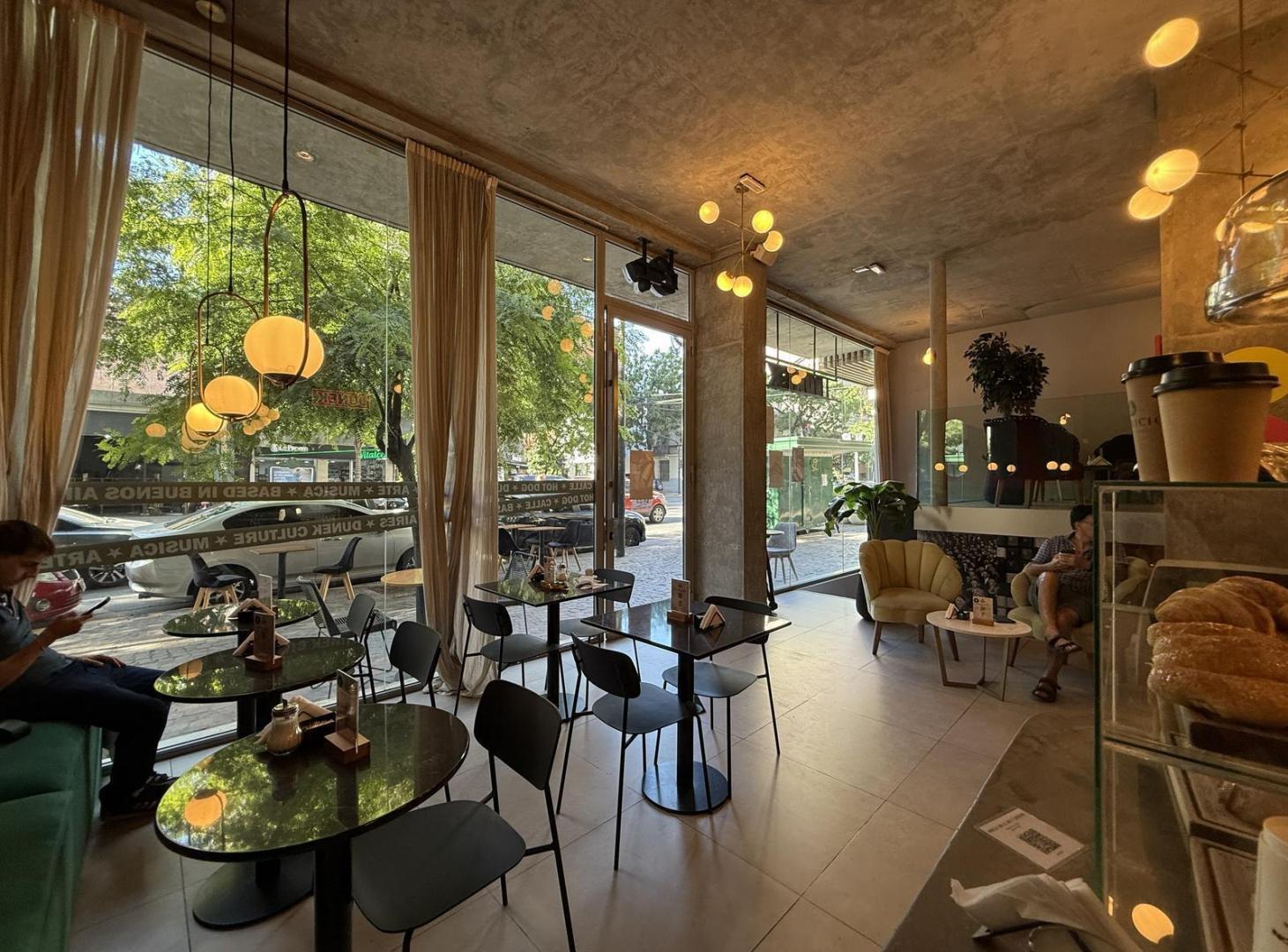 Foto de Venta con renta Espectacular local sobre Avenida Directorio 151m2 Apto, imagen 4