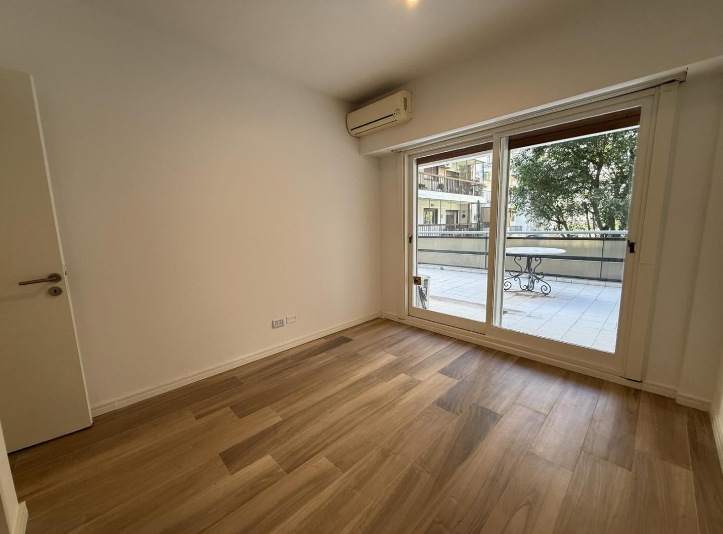 Foto de ALQUILER Departamento 3 ambientes baño y toilette patio y terraza, imagen 4