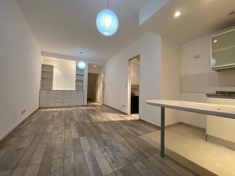 Foto de Hermoso 2 Ambientes con parrilla propia · Suite y toilette · Apto, imagen 2
