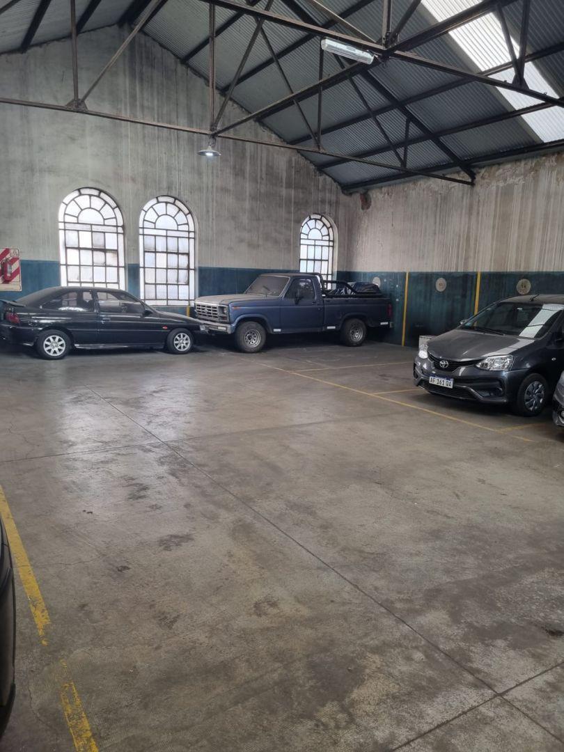 Venta, Cochera, Centro de Avellaneda, Cubierta y Fija 3