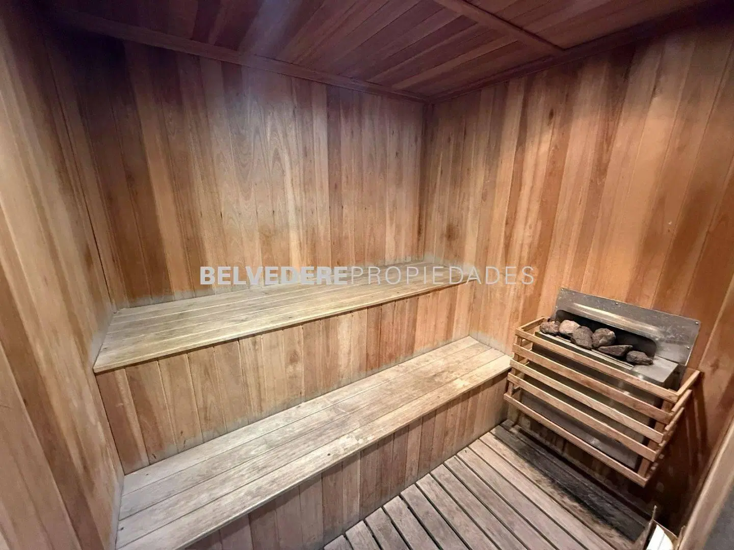 2 amb al frente en piso alto con balcón + full amenities | 8