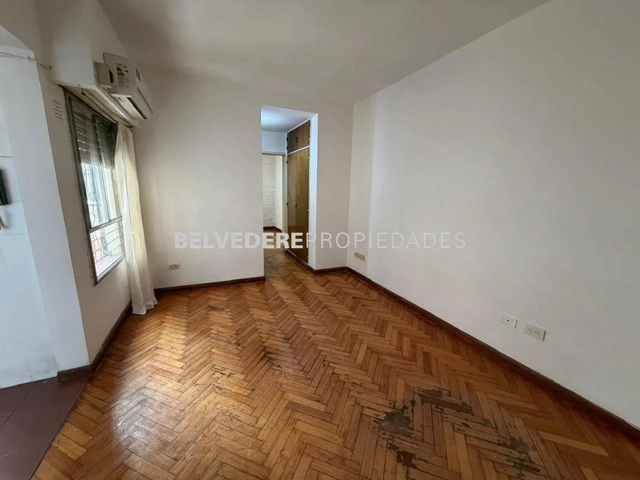 Vista al Este y pisos de madera: 2 amb. apto crédito en pleno Avellaneda 1