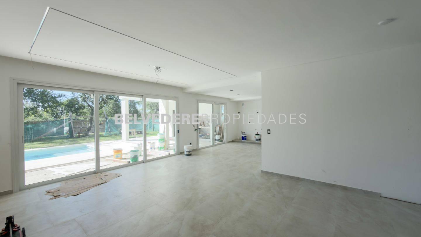 Foto de A estrenar | 4 amb + escrit | 3 suites | Pileta | Parrilla | Greenville, imagen 3
