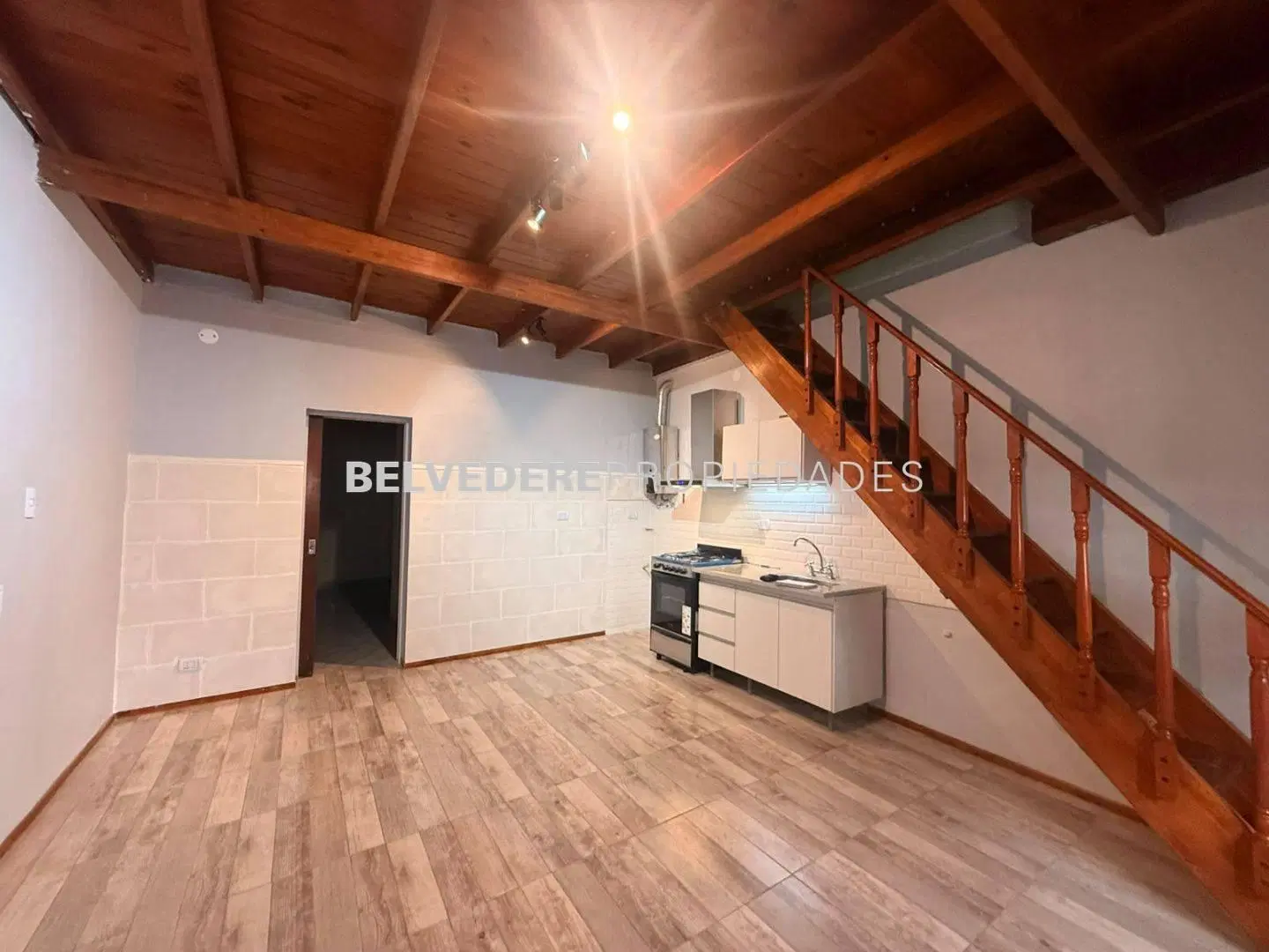 CASA AL FRENTE - 3 AMBIENTES 3