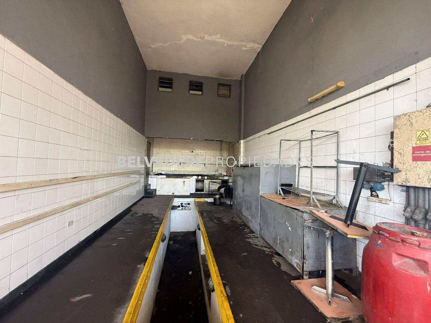 Foto de Esquina Comercial 279 m² | Ex Estación de Servicio | Plano Aprobado | Salvador S, imagen 4
