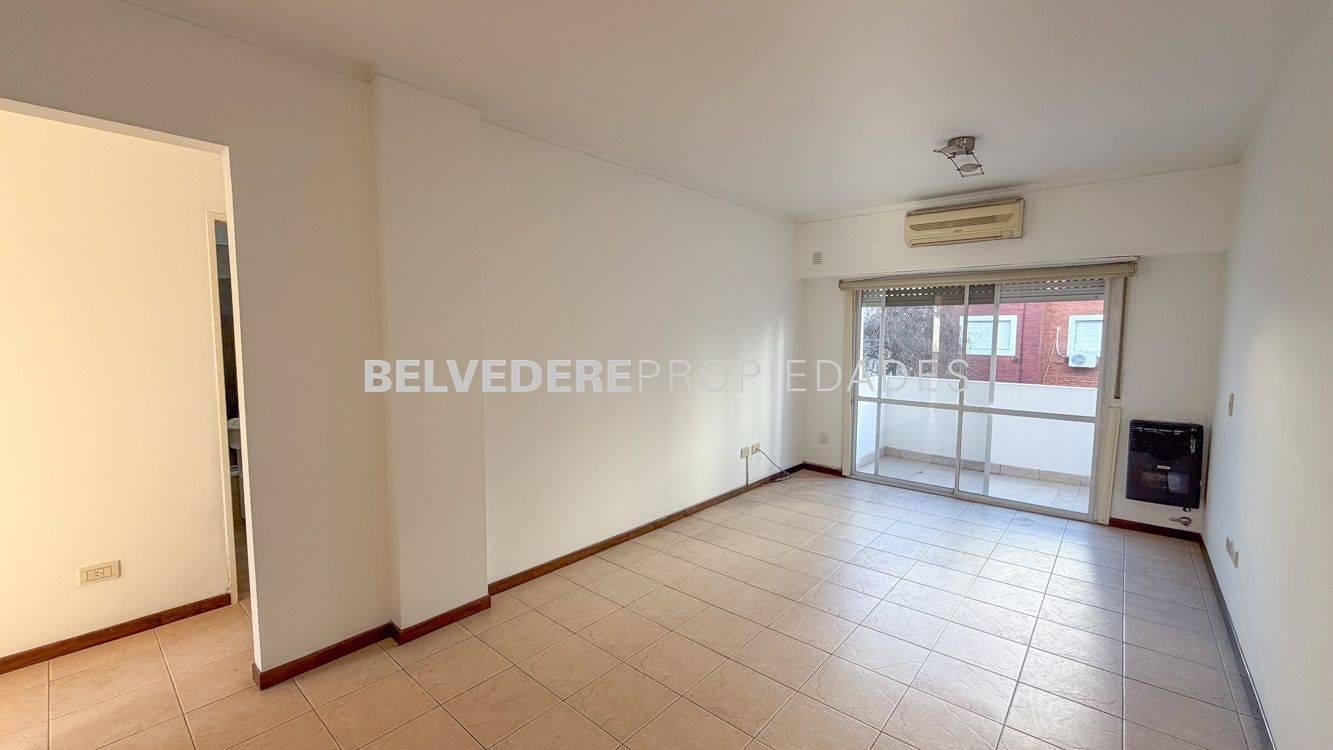 Foto de Semipiso de 4 ambientes con garage en Av. Mitre  Sarandí, imagen 3