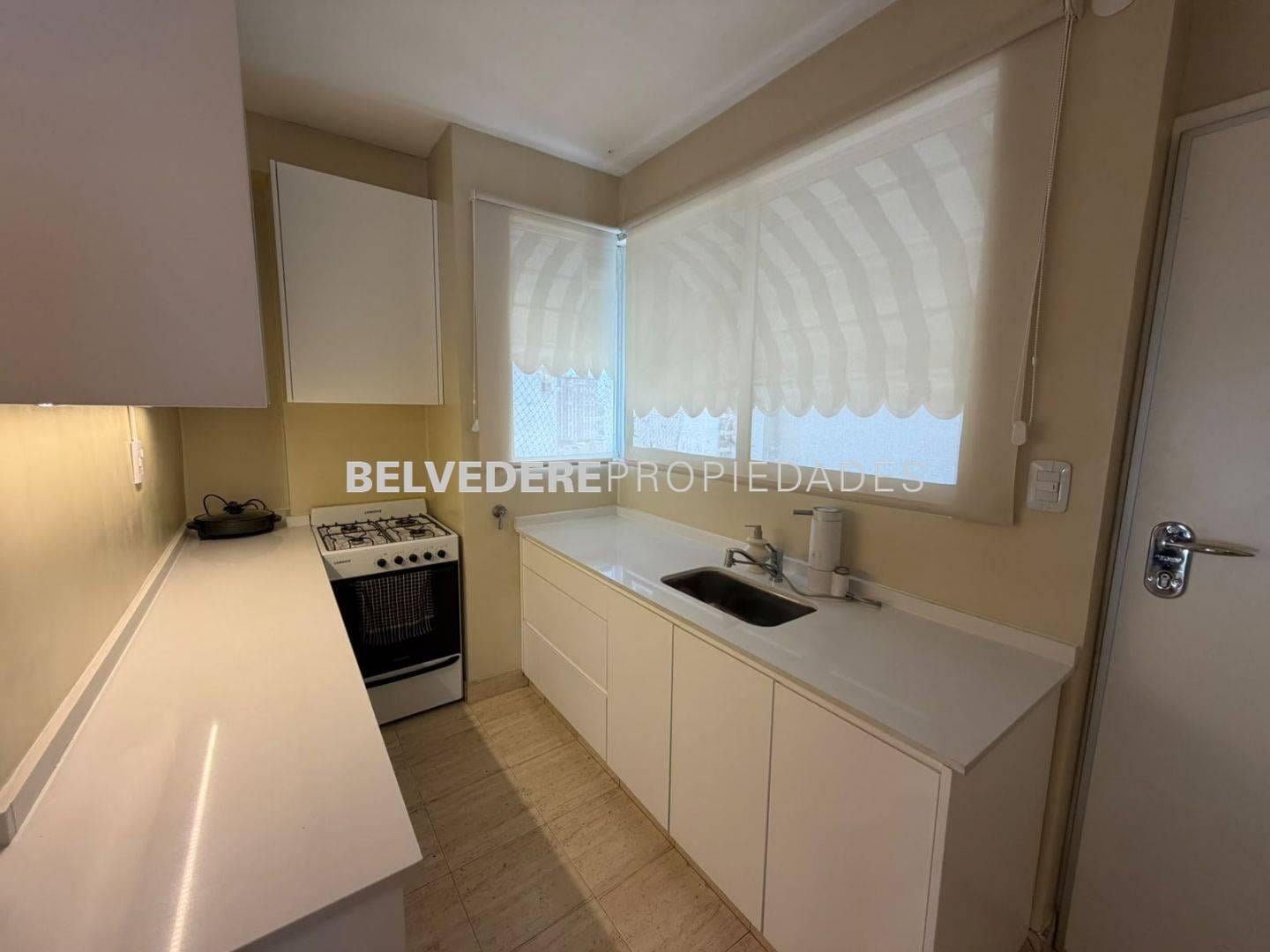 Foto de Semipiso 4 amb. apto crédito en último piso, edificio francés - Centro, imagen 5