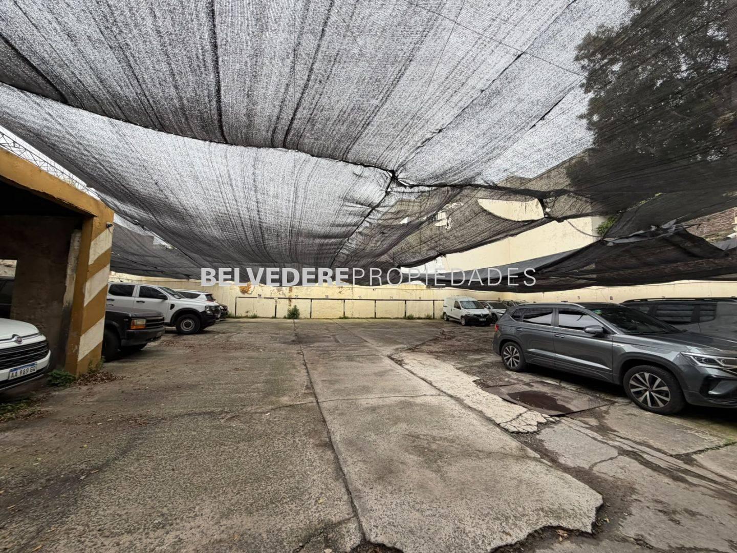 Foto de Lote 1.100 m² s/ Av. Mitre - Hasta 6.050 m² construibles - Avellaneda, imagen 2