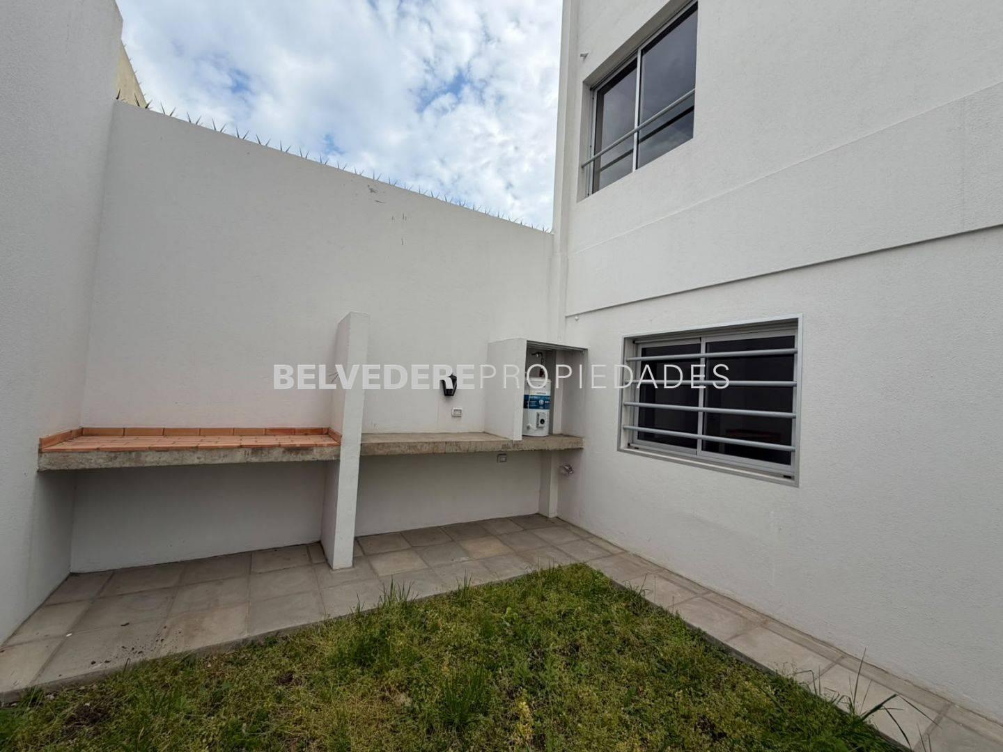 Foto de Departamento 3 ambientes a estrenar con patio y cochera doble - Banfield, imagen 5