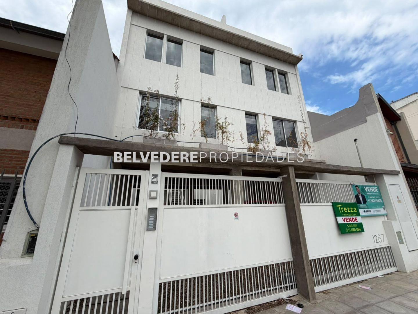 Foto de Departamento 3 ambientes a estrenar con patio y cochera doble - Banfield, imagen 2