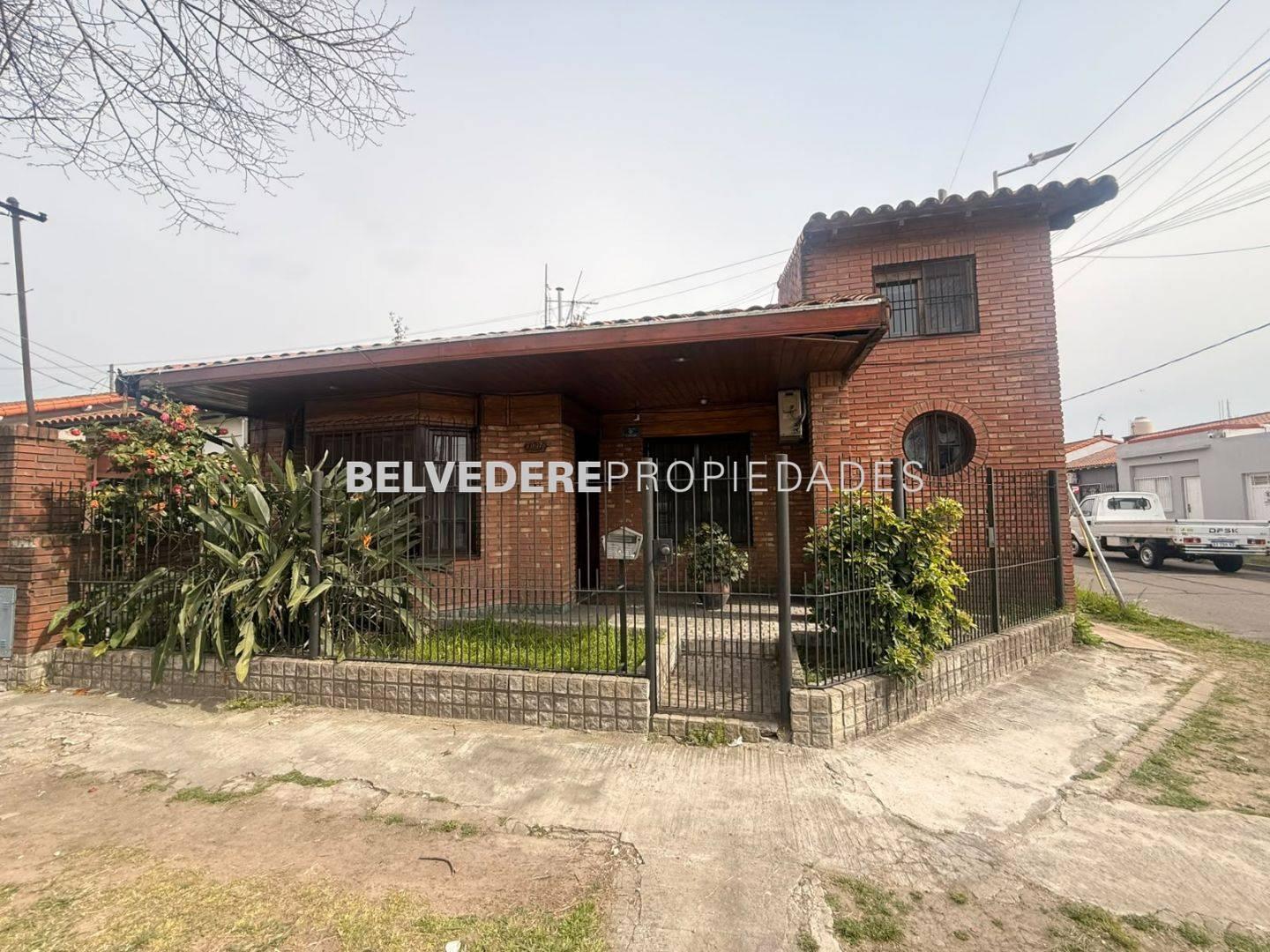 Foto de AMPLIA CASA EN WILDE CON GARAGE, PATIO, TERRAZA Y DEPARTAMENTO, imagen 2