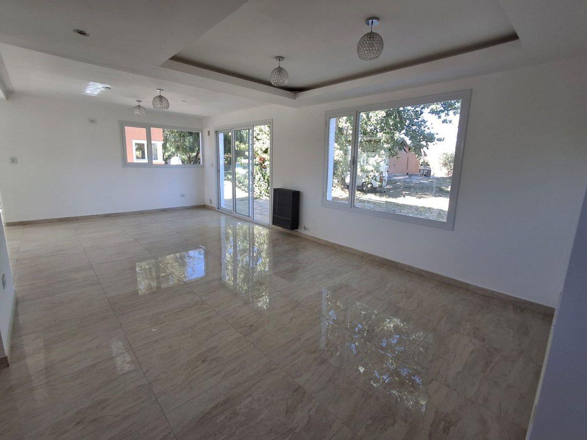 Venta Casa 3 Dorm. Barrio Paraiso del Limay 1