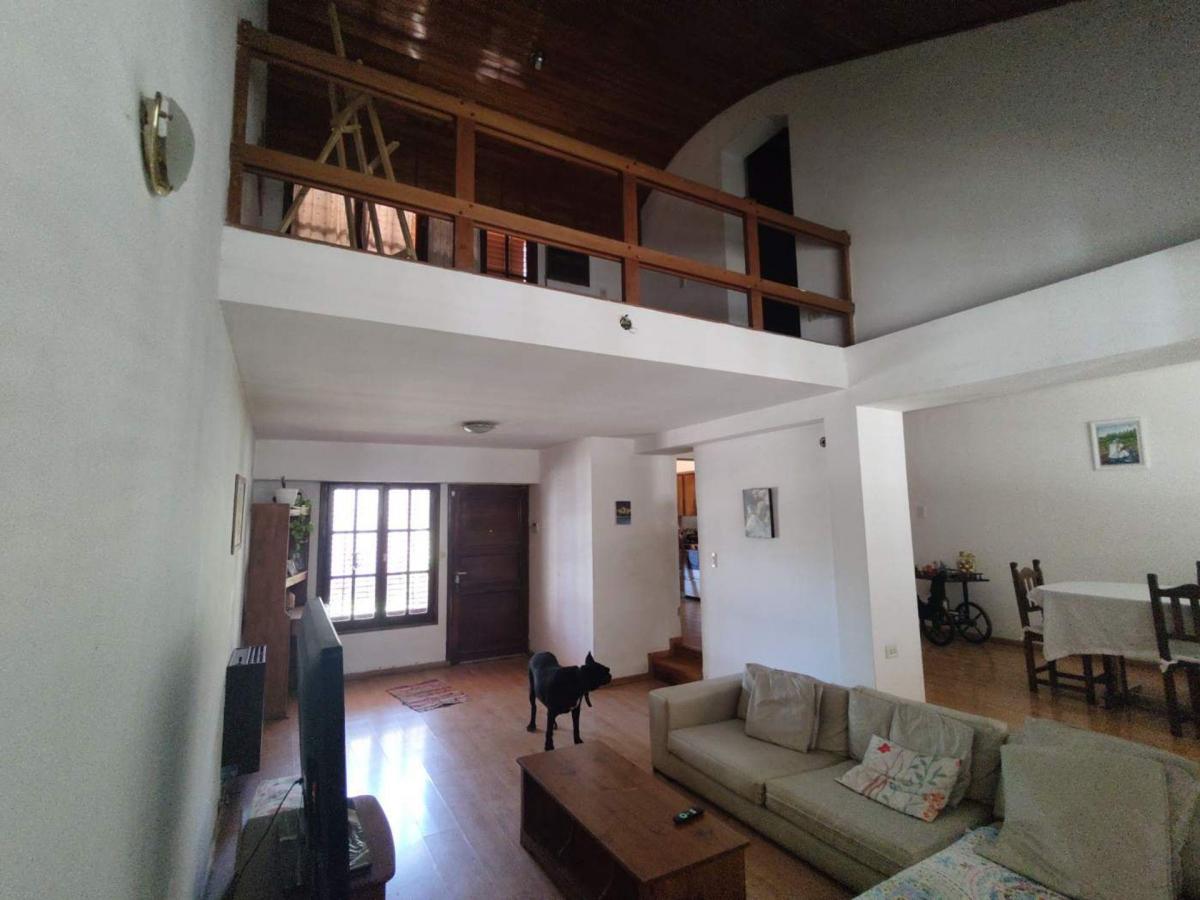 Venta Casa 4 Dorms. C/cochera Manzanar Cipolletti 1