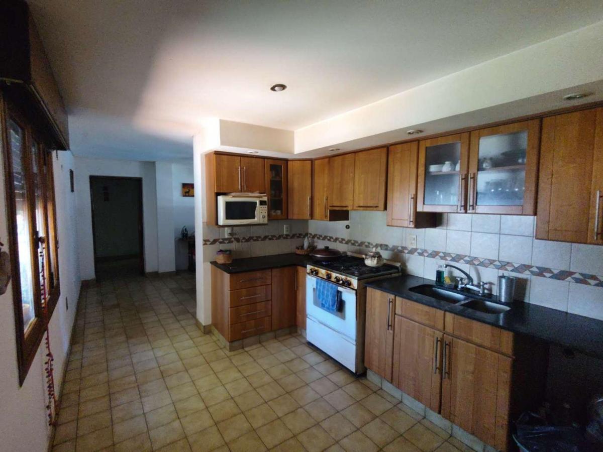 Venta Casa 4 Dorms. C/cochera Manzanar Cipolletti 5