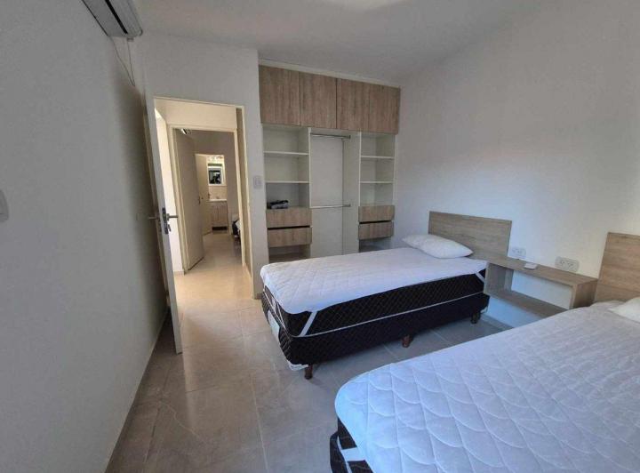 ALQUILER DEPARTAMENTO DOS DORMITORIOS AÑELO 1
