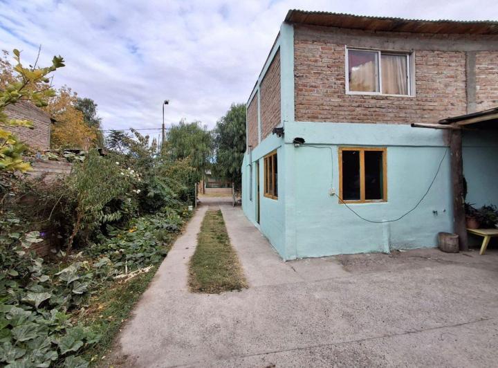 VENTA CASA 3 DORMITORIOS PLOTTIER | B° EL BOSQUE 4