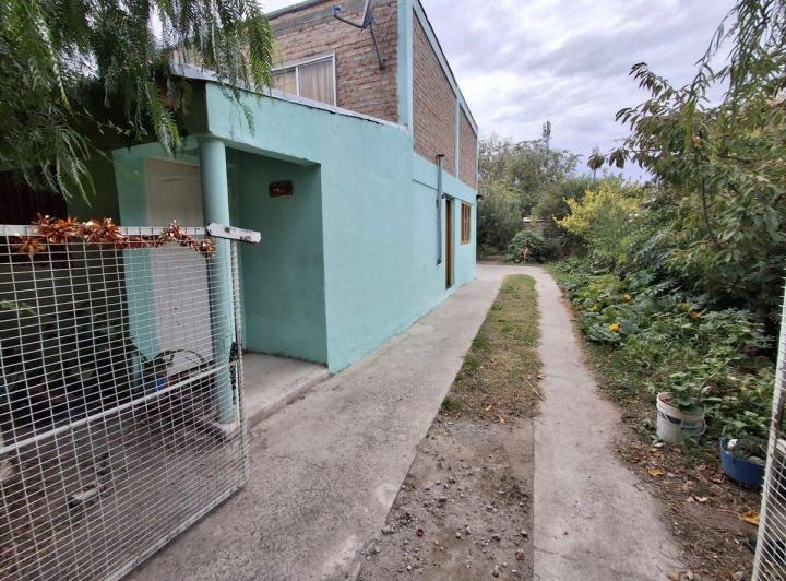 VENTA CASA 3 DORMITORIOS PLOTTIER | B° EL BOSQUE 2