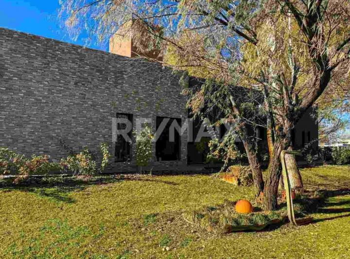 VENTA CASA 4 DORMITORIOS CANALES DE PLOTTIER 5