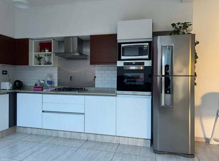 VENTA CASA 3 DORMITORIOS BARRIO SANTA GENOVEVA 2