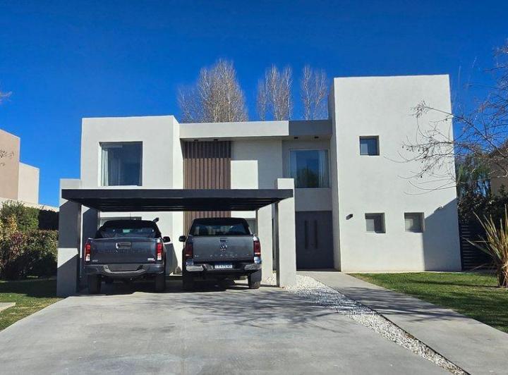 ALQUILER CASA BARRIO PRIVADO COSTA AZUL 1