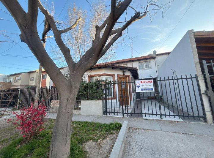 ALQUILER DE CASA EN PLOTTIER 1