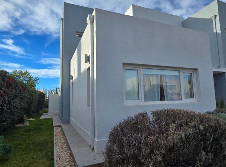ALQUILER CASA BARRIO PRIVADO SAUCES DEL LIMAY 2