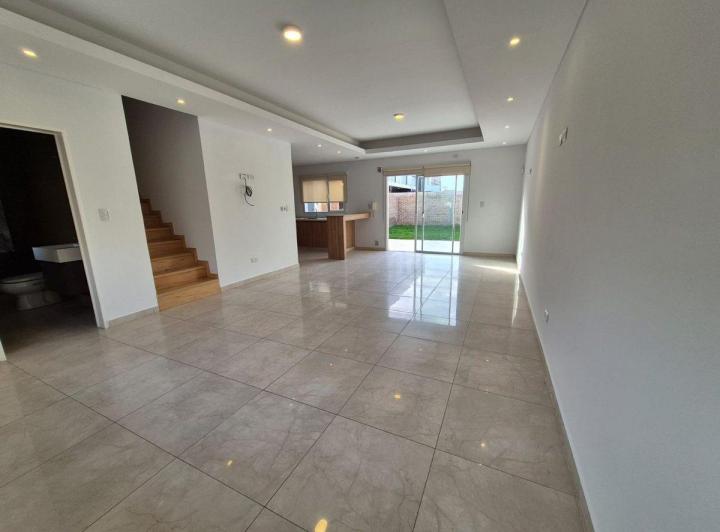 ALQUILER DUPLEX B° RINCON LINDO II - 3 DORMITORIOS 2