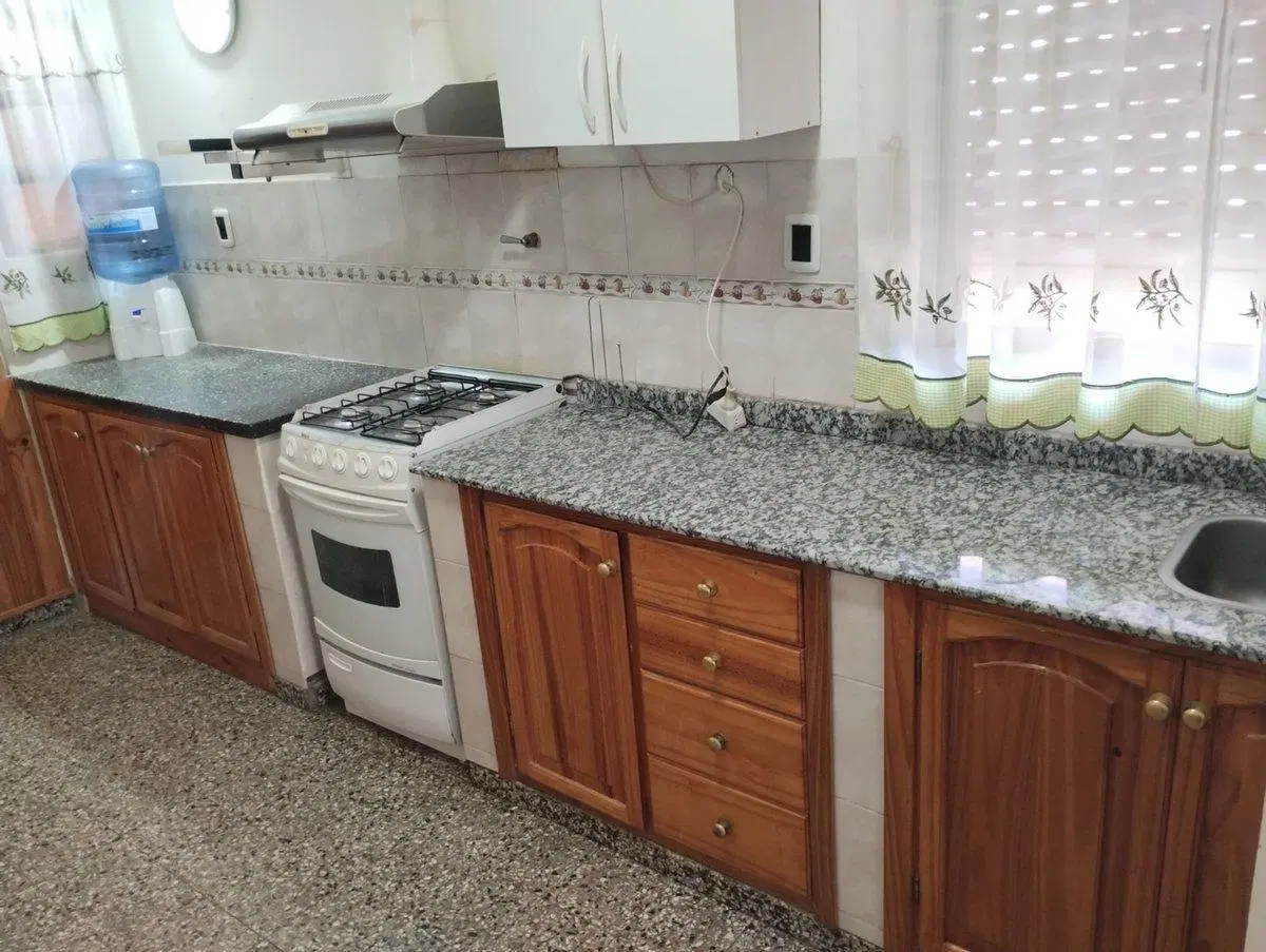 VENTA CASA 3 DORMITORIOS, PLAZA HUINCUL 2