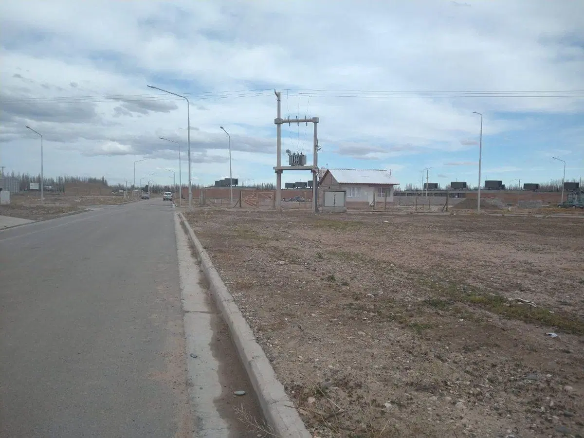 VENTA TERRENO PLOTTIER, LOTEO CONFLUENCIA 2