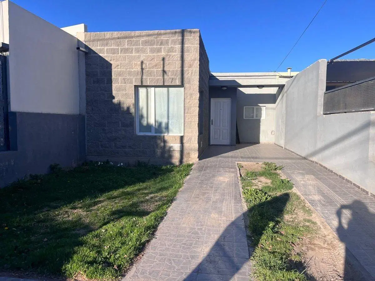 VENTA CASA PH 2 DORMITORIOS RINCON LINDO CIPOLETTI 2