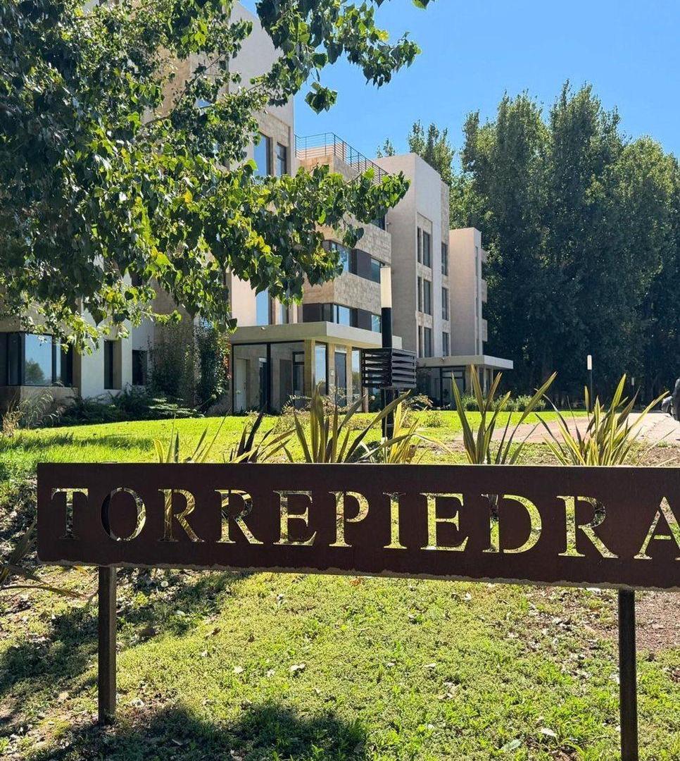 VENTA DEPARTAMENTO 1 DORM PLANTA BAJA , B° CANALES