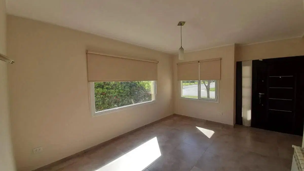 CASA EN VENTA B° PUEBLO DEL SOL 4