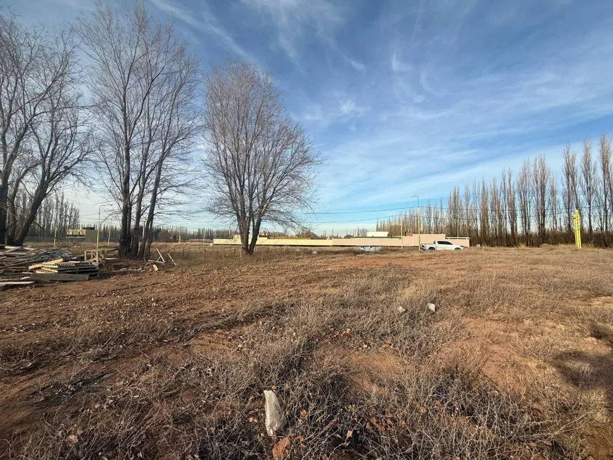 VENTA LOTE EN B° LA CONSUELO CENTENARIO 2