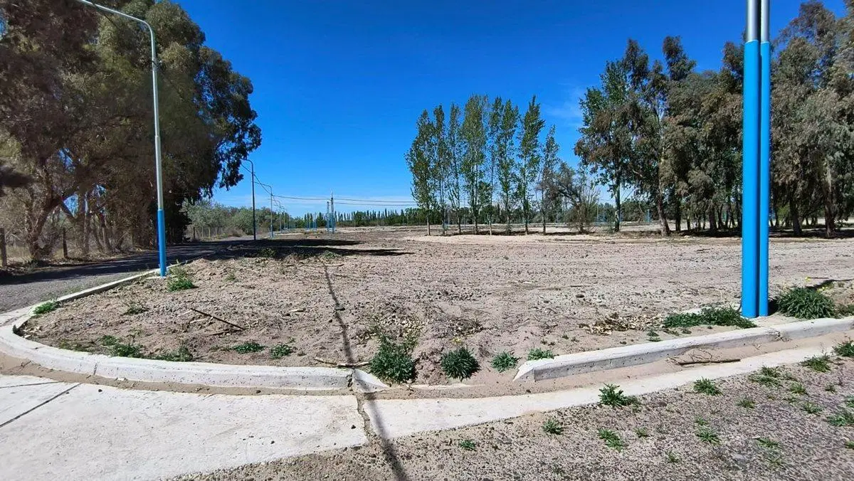 VENTA TERRENO EN LOTEO NUEVO ROCIO, CENTENARIO 5