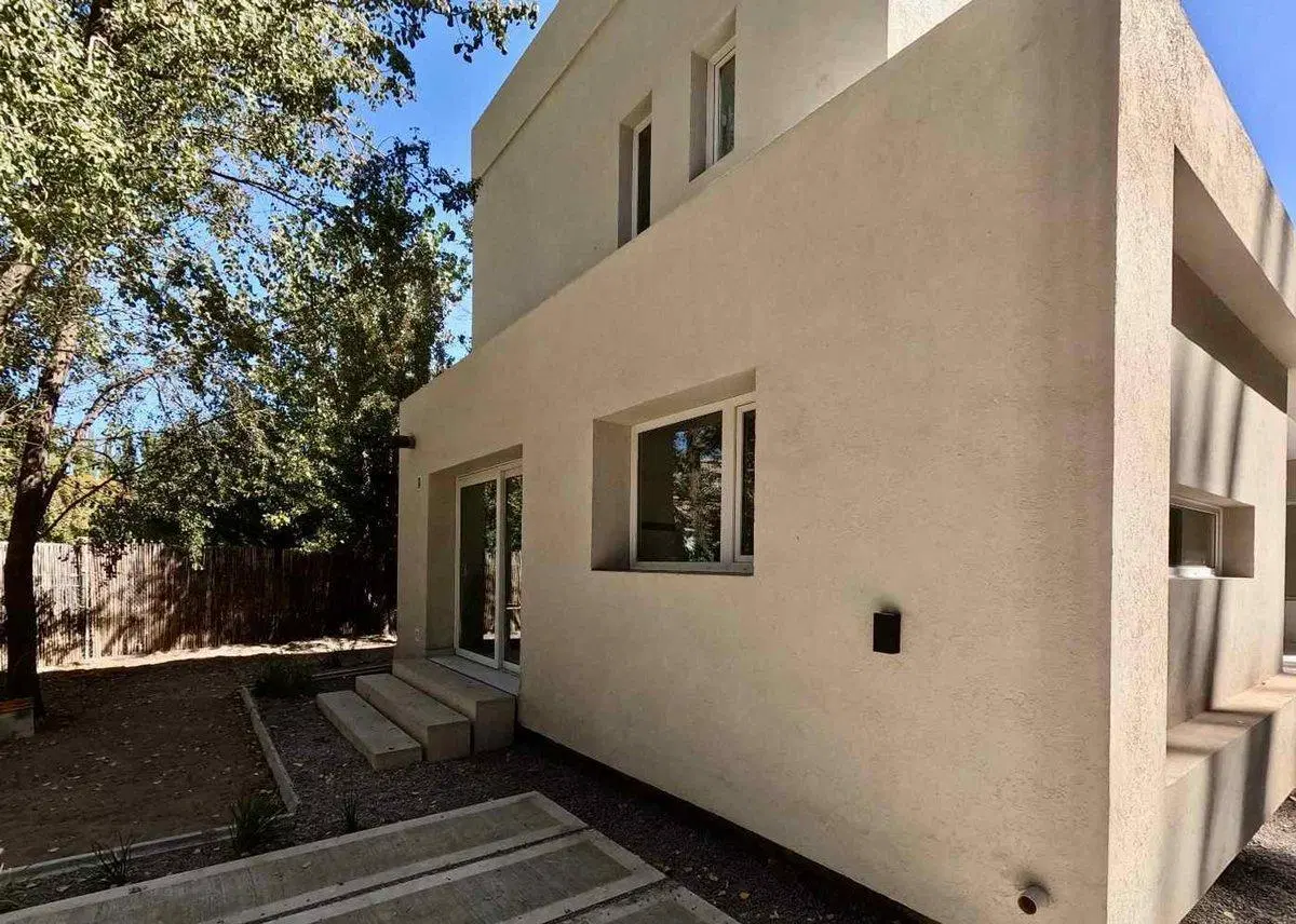 Venta Casa 4 dormitorios en barrio privado 3