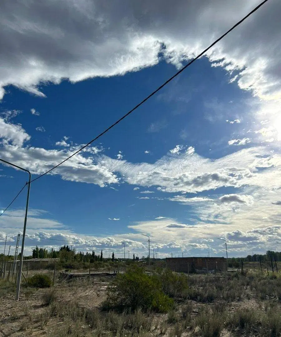 VENTA LOTE EN ESQUINA - JARDINES DEL LIMAY 3