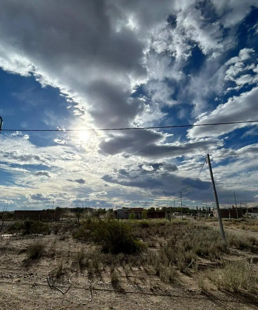 VENTA LOTE EN ESQUINA - JARDINES DEL LIMAY 4