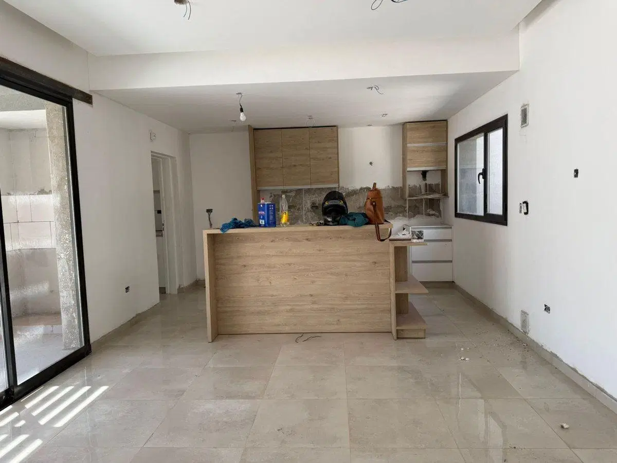 VENTA CASA 3 DORMITORIOS, LA CONSUELO, CENTENARIO 3