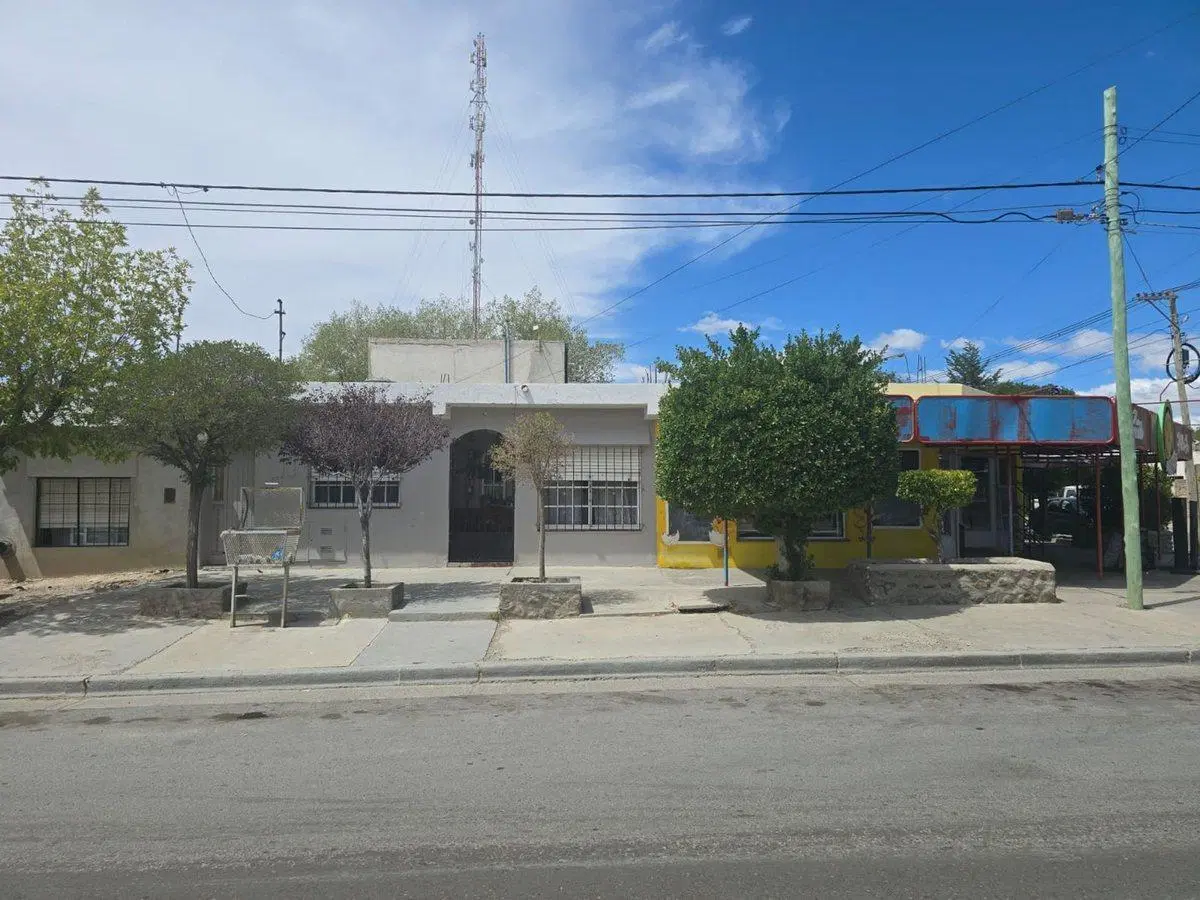 VENTA CASA + LOCAL COMERCIAL + 5 DPTOS 3